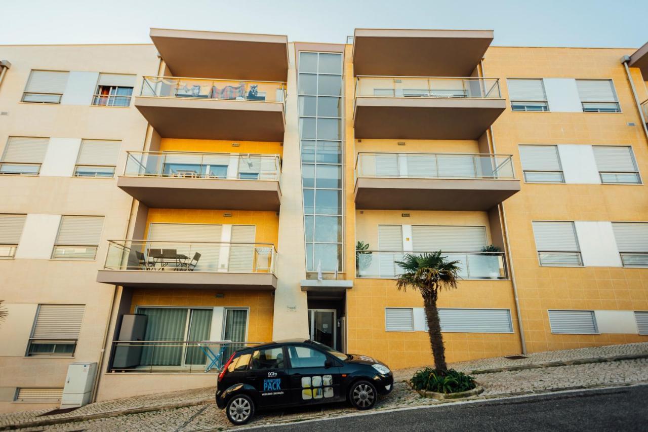 Baia Residence 2 - Holiday Apartments - By Sch São Martinho do Porto Exterior photo