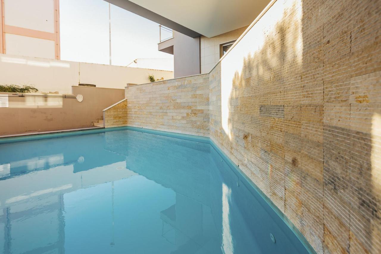 Baia Residence 2 - Holiday Apartments - By Sch São Martinho do Porto Exterior photo